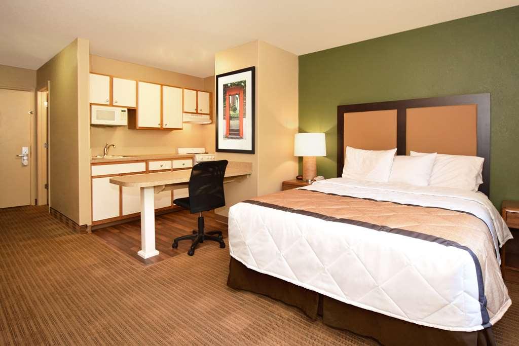Extended Stay America Select Suites - Greensboro - Wendover Ave Chambre photo